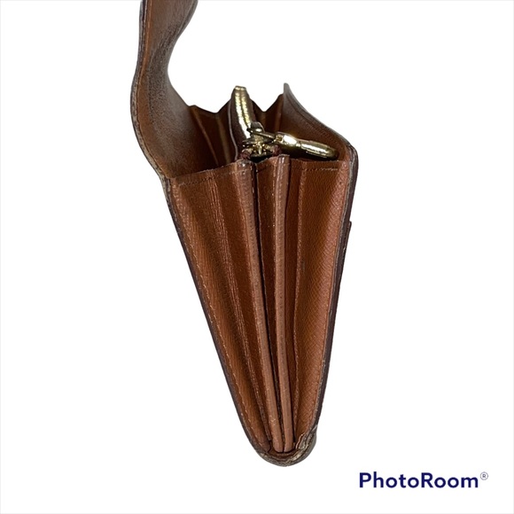 Authentic Louis Vuitton long wallet - Picture 11 of 15